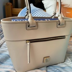 Dooney & Bourke Beacon Zip Tote- Bone NWT